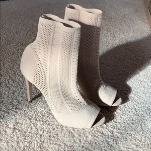 Beige open toe heel (Aldo)